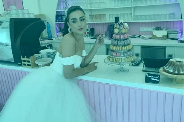Chloe, 24 — Escort in Chropyne, Czech Republic