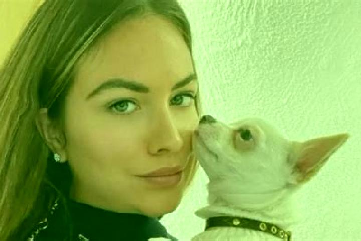 Chloe, 24 — Escort in Solza, Italy