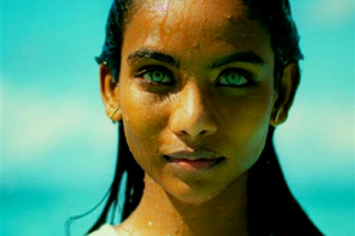 Chloe, 25, a black blue-eyed indian companion based in Crieff. Offering OWO, Couples, Tantra, Duos, GFE. Available for incall and outcall, day and evening da...