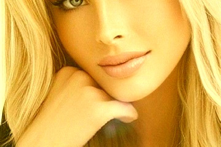 Chloe, 25, a blonde blue-eyed caucasian companion based in Guerara. Offering Dinner Date, Massage, BDSM, Girlfriend Experience. Available for incall and outc...