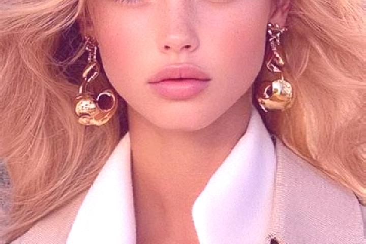 Chloe, 25, a blonde grey-eyed caribbean companion based in Madjan. Offering 69, Roleplay, Deep French Kissing. Available for incall and outcall, overnight bo...