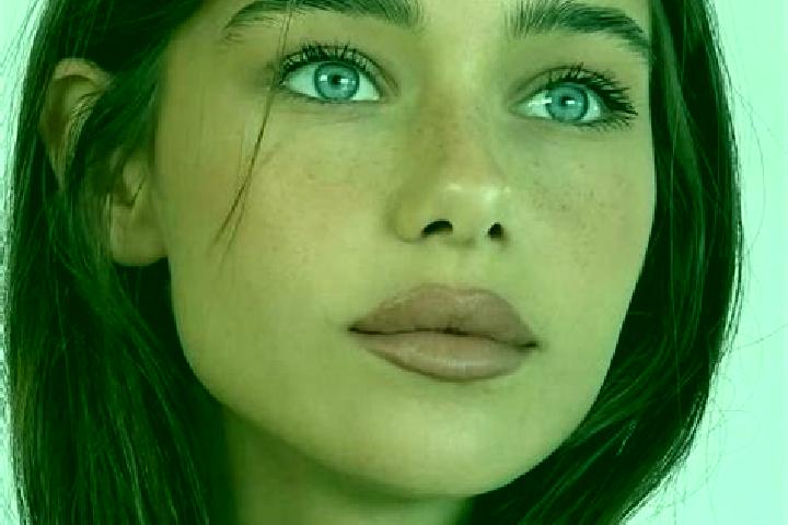 Chloe, 25, a brunette brown-eyed european companion based in Widoro. Offering Deep French Kissing, Fetish, GFE, Striptease. Available for incall and outcall,...