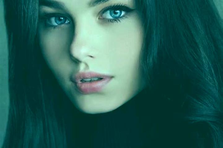Chloe, 25, a brunette grey-eyed slavic companion based in Legnaro. Offering GFE, Tantra, Fetish, Duos. Available for incall and outcall, overnight bookings a...
