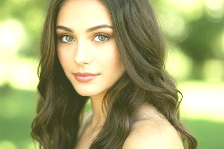 Chloe, 25, a brunette hazel-eyed indian companion based in Selnica. Offering Couples, CIM, Girlfriend Experience, Travel Companion, A-Level. Available for in...