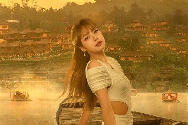 Chloe, 25 — Escort in Ban Nong Pradu, Thailand