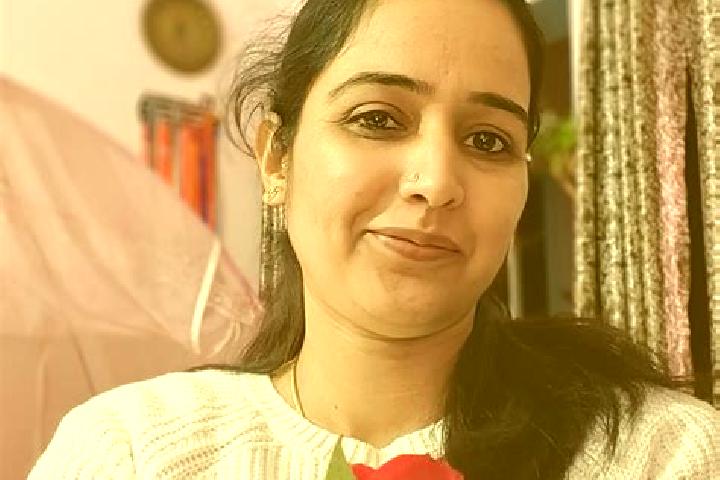 Chloe, 25 — Escort in Kusum Pur, India