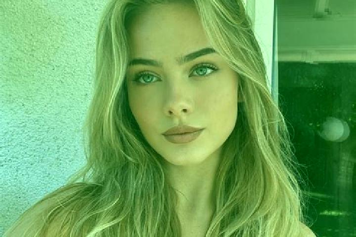 Chloe, 26, a blonde hazel-eyed caribbean companion based in Montaberner. Offering A-Level, Tantra, Overnight. Available for incall and outcall, day and eveni...