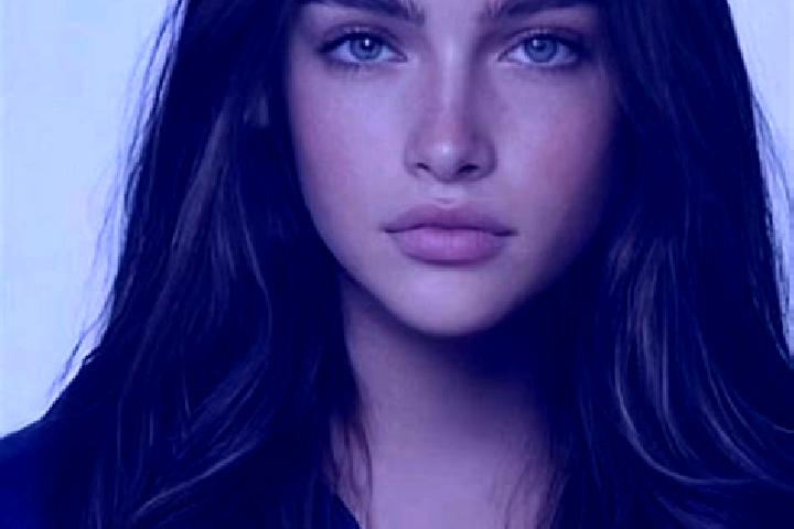 Chloe, 26, a brunette blue-eyed caucasian companion based in Saint-Vincent-du-Lorouer. Offering Massage, Deep French Kissing, 69, Couples, CIM. Available for...