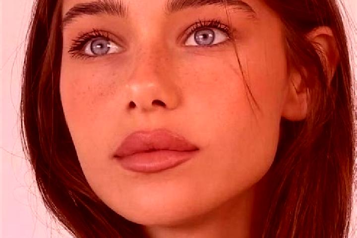 Chloe, 26, a brunette brown-eyed asian companion based in Becerril de la Sierra. Offering Roleplay, Duos. Available for incall and outcall, day and evening d...