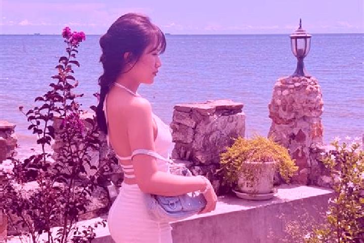 Chloe, 26 — Escort in Tailing, China