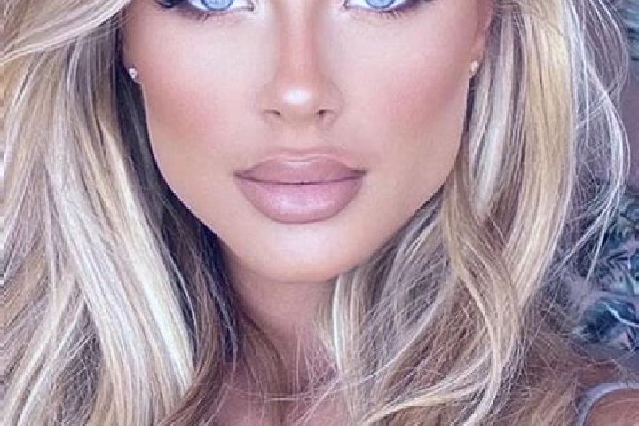 Chloe, 27, a blonde blue-eyed latina companion based in Sercin. Offering GFE, Couples, Party Girl, A-Level. Available for incall and outcall, day and evening...