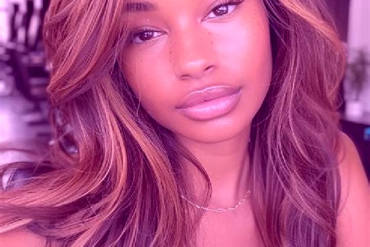 Chloe, 27, a dark blonde amber-eyed mixed companion based in Peach Springs. Offering Roleplay, Couples, BDSM. Available for incall and outcall, day and eveni...