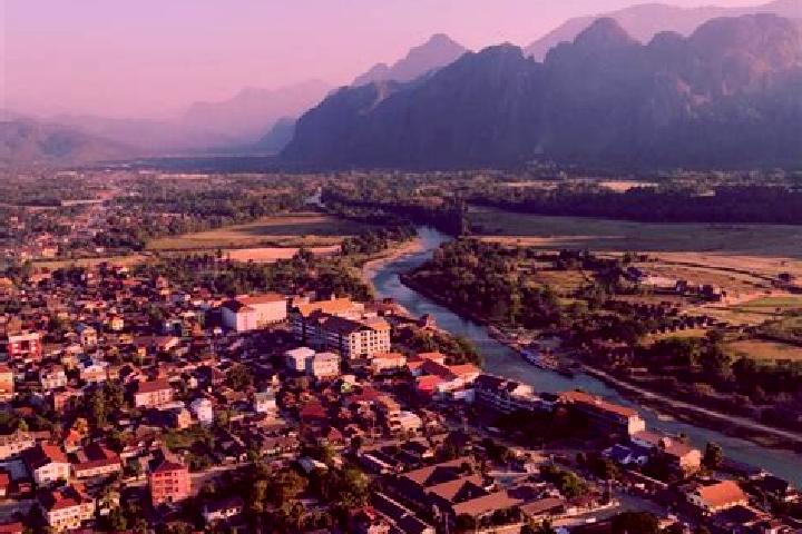 Chloe, 27 — Escort in Ban Dansavan, Laos