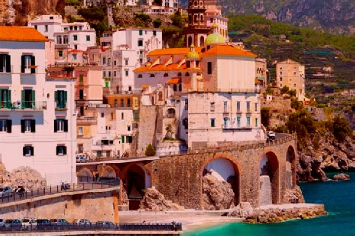 Chloe, 27 — Escort in Cadilana, Italy