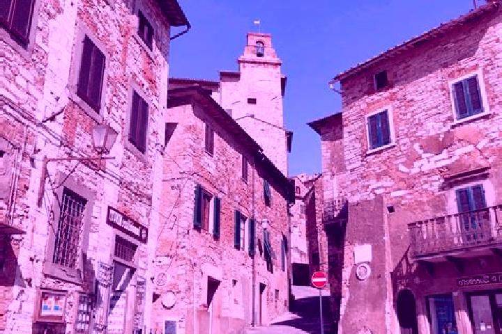 Chloe, 27 — Escort in Campiglia Cervo, Italy