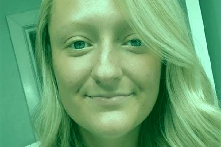 Chloe, 27 — Escort in Greeneville, United States
