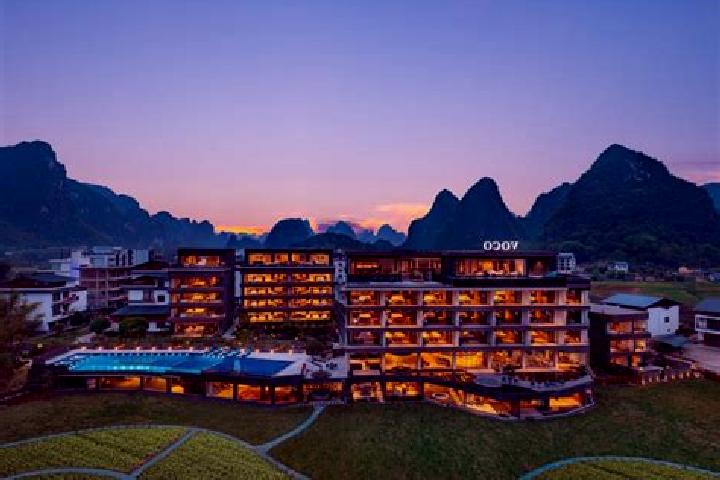 Chloe, 27 — Escort in Shili, China