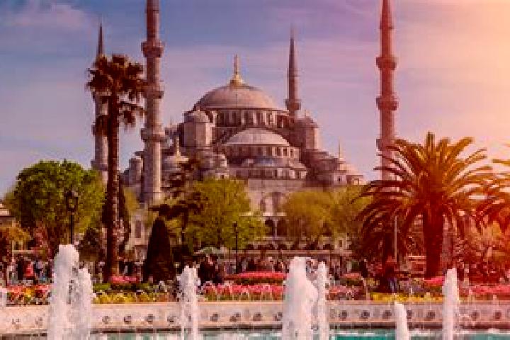 Chloe, 27 — Escort in Sultan, Turkey