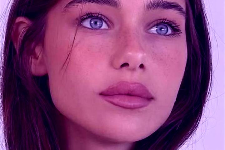 Chloe, 28, a auburn brown-eyed caucasian companion based in Fiorano al Serio. Offering Overnight, Tantra, Party Girl, A-Level, Girlfriend Experience. Availab...