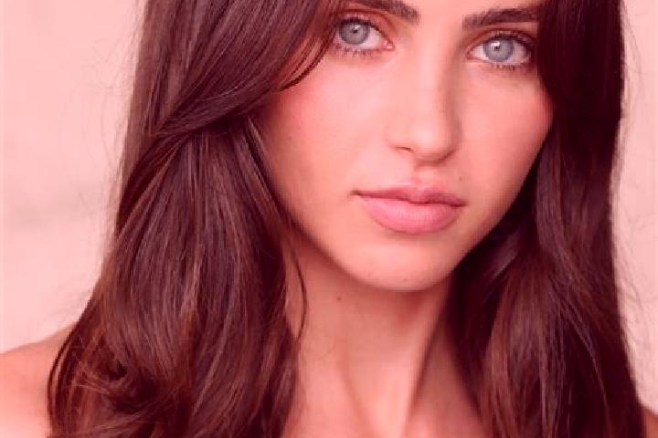 Chloe, 29, a auburn brown-eyed middle eastern companion based in Brooklin. Offering Dinner Date, Tantra, Fetish. Available for incall and outcall, overnight ...