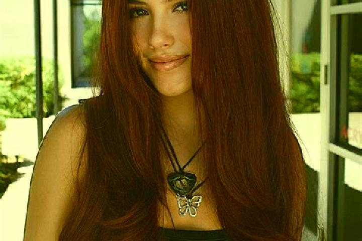 Chloe, 29, a auburn dark-eyed slavic companion based in Rozna Dolina. Offering Girlfriend Experience, Massage, Couples, Domination. Available for incall and ...