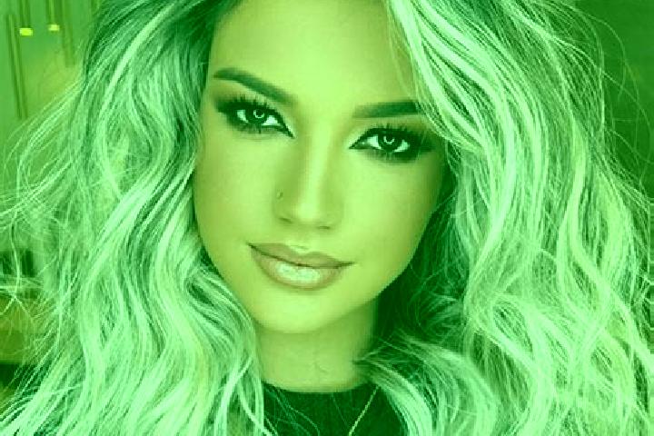 Chloe, 29, a platinum blonde brown-eyed middle eastern companion based in Trhoviste. Offering Striptease, Duos, Fetish, Dinner Date. Available for incall and...