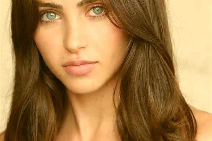 Chloe, 29, a red brown-eyed caribbean companion based in Villanueva del Aceral. Offering Fetish, Party Girl, Domination. Available for incall and outcall, da...