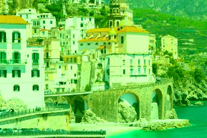 Chloe, 29 — Escort in Avegno, Italy