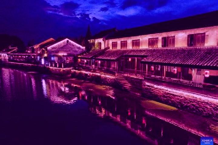 Chloe, 29 — Escort in Shendang, China