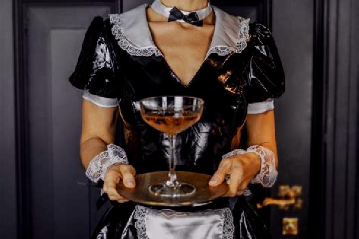 Chloe, 30, a red dark-eyed slavic companion based in Sorrento. Offering Girlfriend Experience, Dinner Date, Roleplay, Prostate Massage, Travel Companion. Ava...
