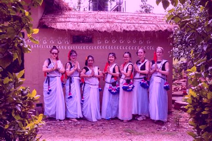 Chloe, 30 — Escort in Baruwali, India