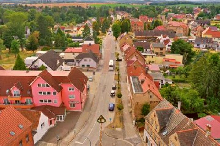 Chloe, 30 — Escort in Klostermansfeld, Germany
