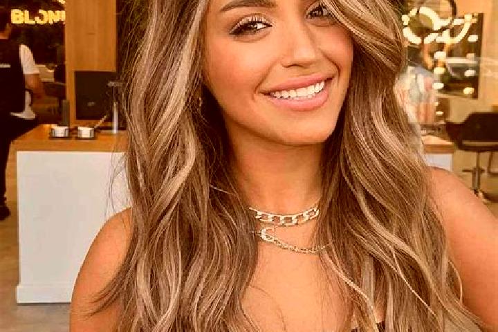 Chloe, 31, a dark blonde brown-eyed caribbean companion based in Kusano. Offering Dinner Date, Travel Companion, Girlfriend Experience, Domination, Tantra. A...