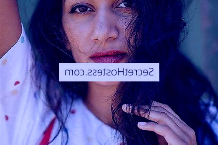 Chloe, 31, a red dark-eyed indian companion based in New Orleans. Offering 69, Tantra, Deep French Kissing, Travel Companion, GFE. Available for incall and o...