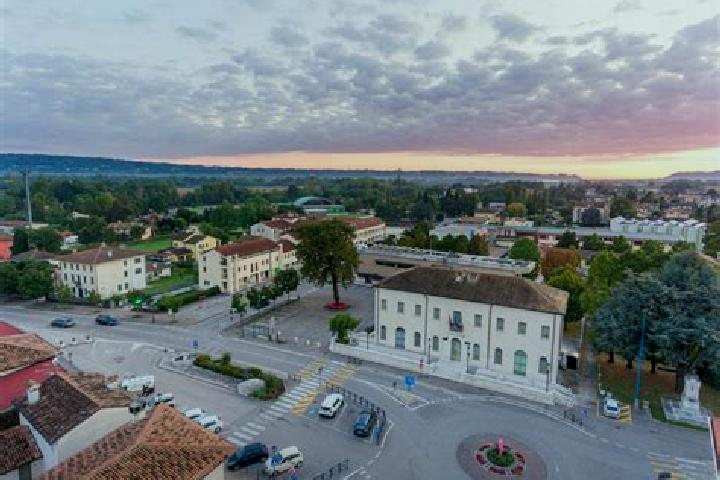 Chloe, 31 — Escort in Maserada sul Piave, Italy