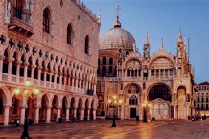 Chloe, 31 — Escort in San Marco Evangelista, Italy