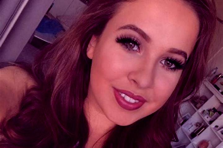 Chloe, 32, a black dark-eyed mediterranean companion based in Gymea Bay. Offering Overnight, Party Girl, Duos, Striptease. Available for incall and outcall, ...