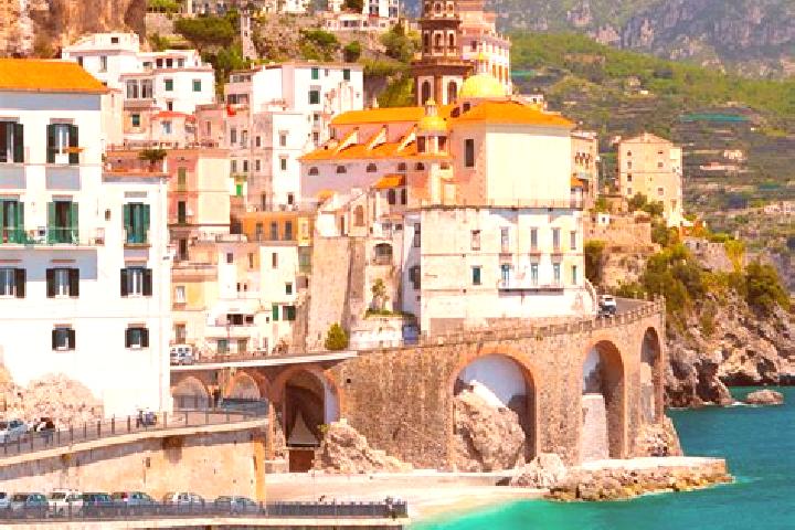Chloe, 32 — Escort in Grisi, Italy