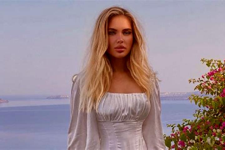 Chloe, 32 — Escort in Vasyliv, Ukraine