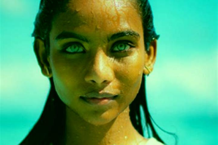 Chloe, 33, a auburn blue-eyed indian companion based in Galengkou. Offering Fetish, Overnight, Party Girl. Available for incall and outcall, day and evening ...