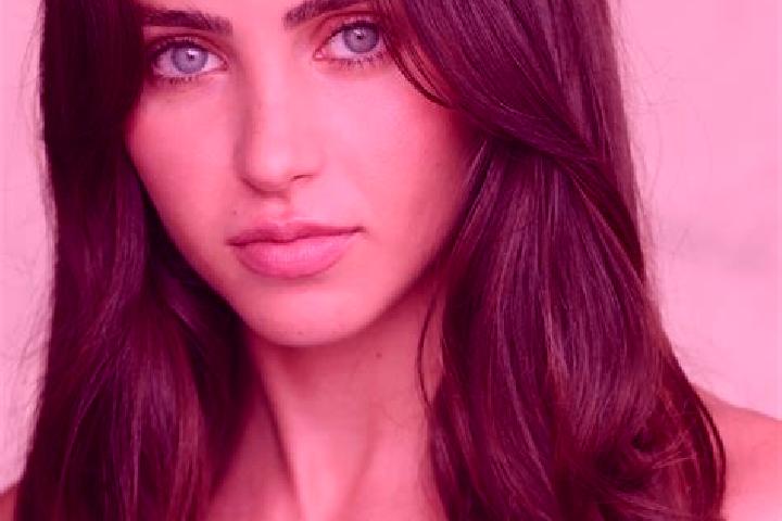 Chloe, 33, a black brown-eyed slavic companion based in Harkany. Offering Overnight, Girlfriend Experience, Fetish. Available for incall and outcall, day and...