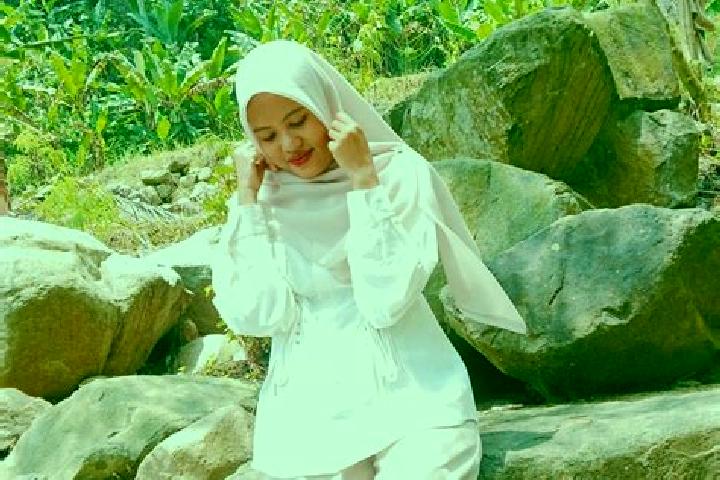 Chloe, 33 — Escort in Kengga, Indonesia
