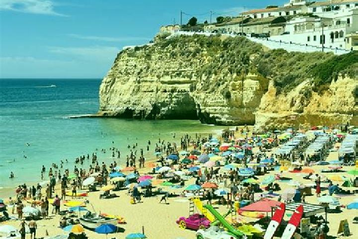 Chloe, 33 — Escort in Samil, Portugal