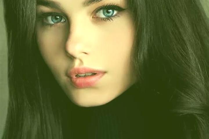 Chloe, 34, a brunette dark-eyed slavic companion based in Holsted. Offering Duos, Overnight, Dinner Date. Available for incall and outcall, overnight booking...