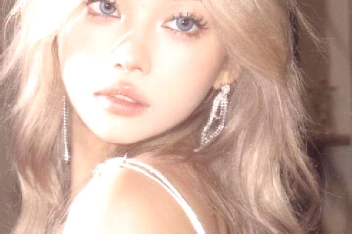 Chloe, 34, a dark blonde dark-eyed asian companion based in Woodvale. Offering Girlfriend Experience, OWO, Roleplay, Duos. Available for incall and outcall, ...