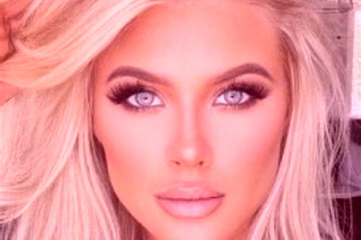 Chloe, 34, a platinum blonde dark-eyed mediterranean companion based in Tarvisio. Offering OWO, Party Girl, Tantra. Available for incall and outcall, day and...