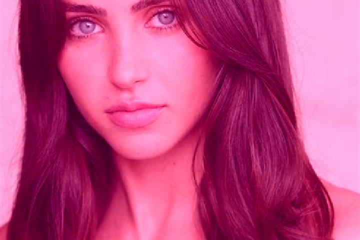 Chloe, 35, a brunette brown-eyed caucasian companion based in Longhoughton. Offering GFE, Erotic Massage, OWO, Dinner Date. Available for incall and outcall,...