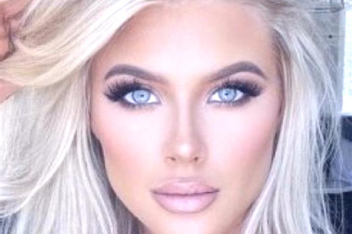 Chloe, 35, a platinum blonde grey-eyed middle eastern companion based in Valadeces. Offering CIM, Party Girl, 69, Domination. Available for incall and outcal...
