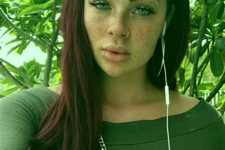 Chloe, 35, a red green-eyed ebony companion based in Bella Vista del Rio. Offering Party Girl, Couples, OWO, Prostate Massage, Erotic Massage. Available for ...