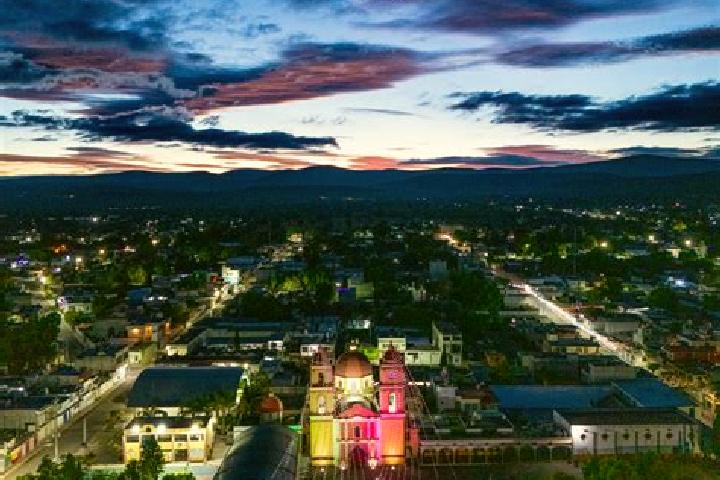 Chloe, 35 — Escort in Cuacnopalan, Mexico